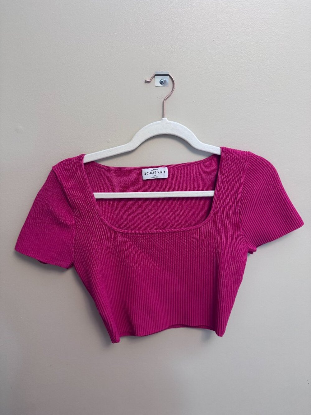 Aritzia Babaton Sculpt Knit Women's Pink Square Neck Crop Top Size M